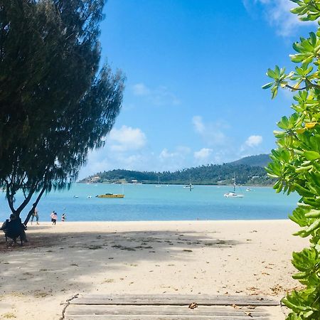 A Pousada Backpackers By The Bay Airlie Beach Exterior foto