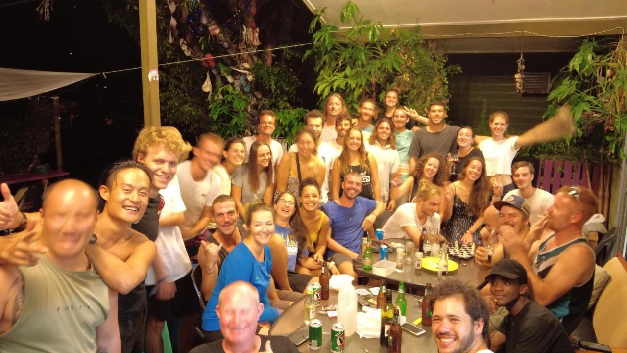 A Pousada Backpackers By The Bay Airlie Beach Exterior foto