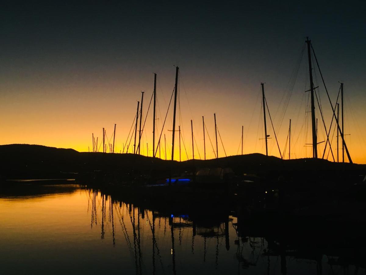 A Pousada Backpackers By The Bay Airlie Beach Exterior foto