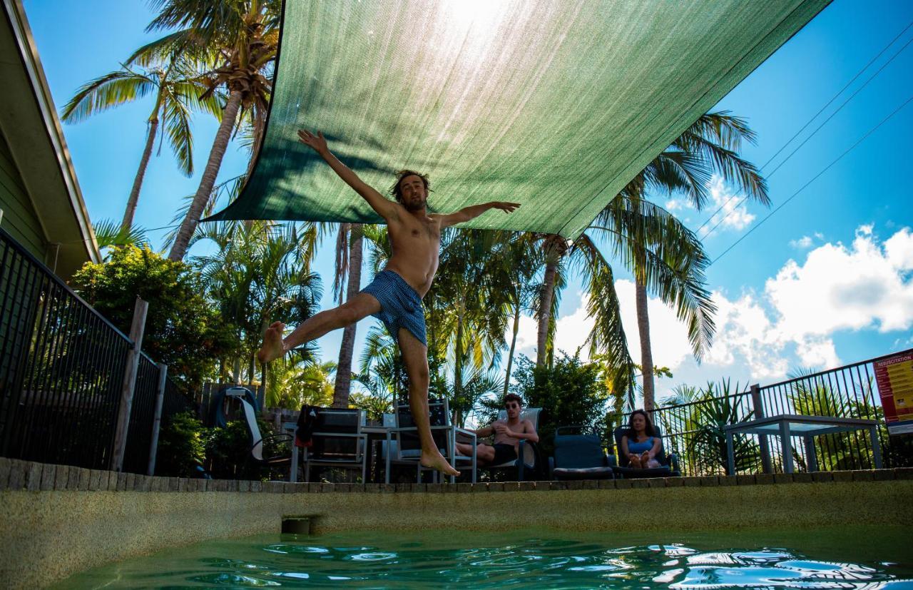 A Pousada Backpackers By The Bay Airlie Beach Exterior foto